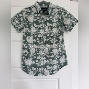Wildfang - Floral Green Shirt with buttons 100% cotton